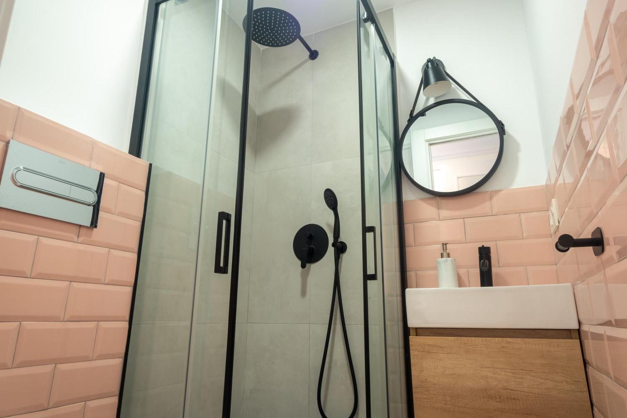 Bright With Views 3 Bedrooms 2 Bathrooms Apartament